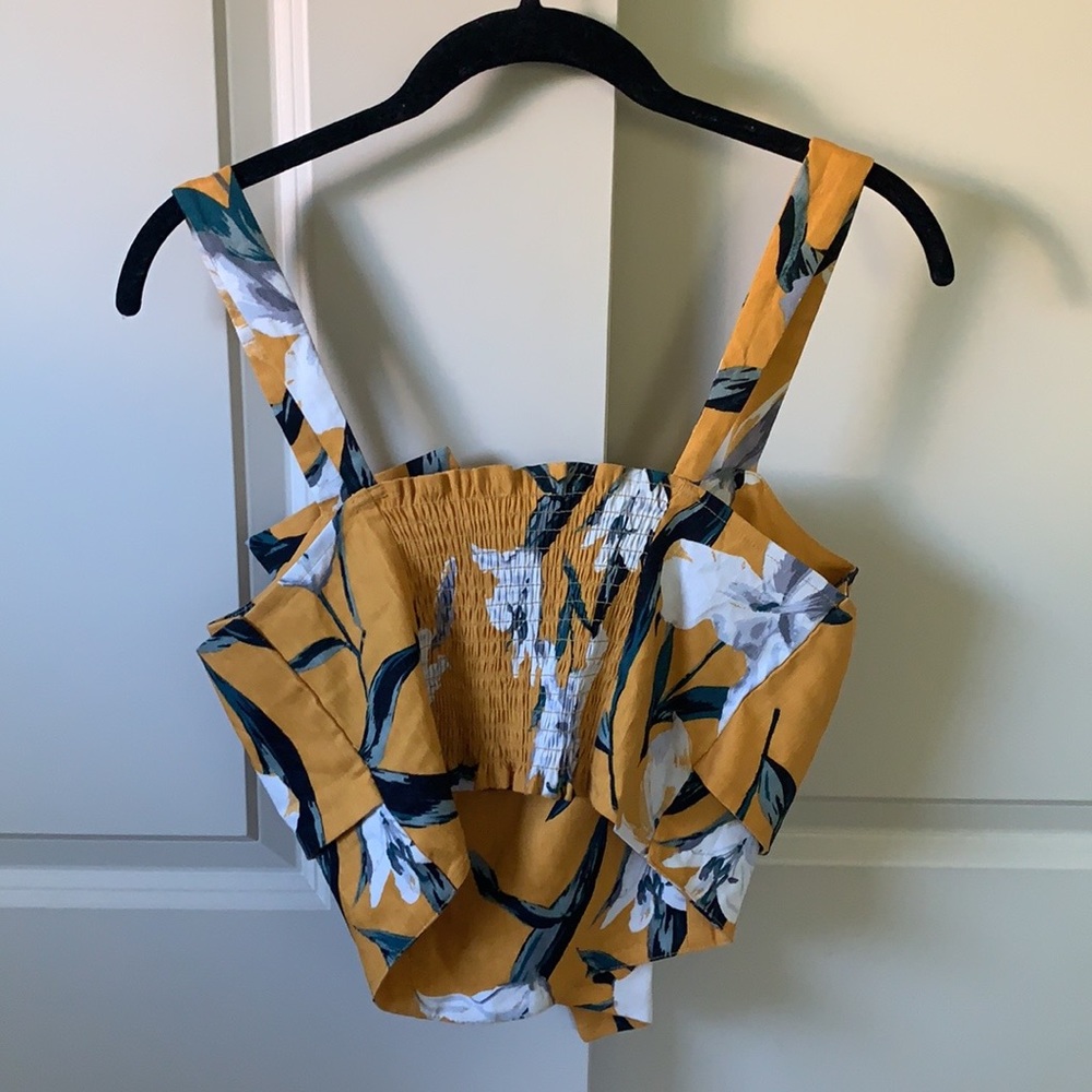 Leith - Floral Crop Top - Picture 2 of 5
